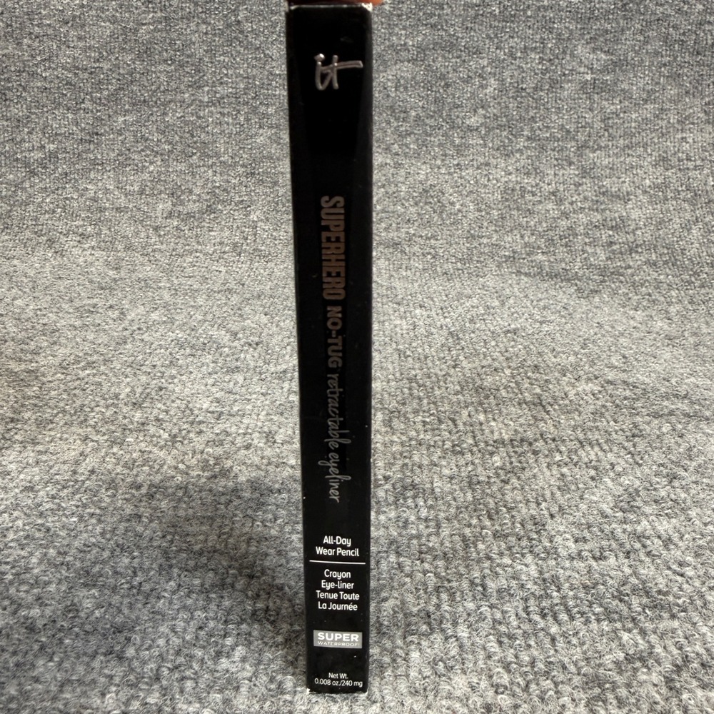 IT Cosmetics Superhero No-Tug Retractable Eyeliner Black Waterproof 0.008oz